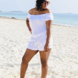 Select World Travel Group - Catherine beach Bunny