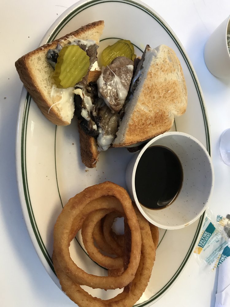 FOUR CORNERS CAFE 2000 Highway 85 SW, Fairfield, North Dakota