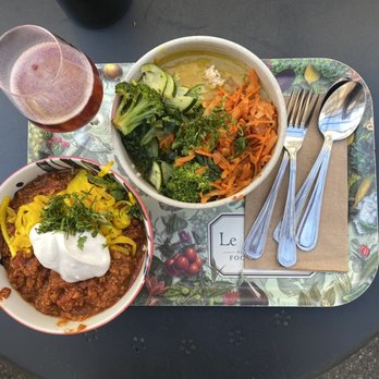 Le Botaniste - Spicy Chili Sin Carne and Tibetan Mama - Vegetarian Near Me - New York, New York