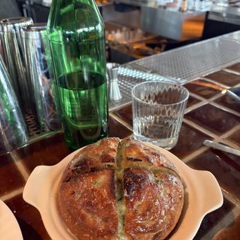 Hermon's - garlic bread - New American Near Me - Los Angeles, California