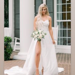 Golden Goddess Mobile Spray Tans - We specialize in bridal spray tans!