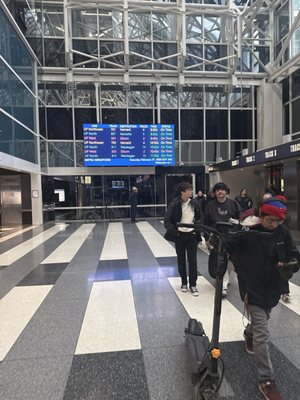 Ogilvie Transportation Center by null