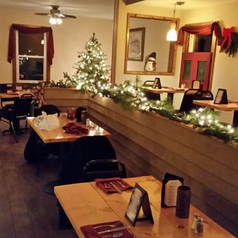Abeel's Restaurant - Bi-level dining area. - Seafood Near Me - Ballston Spa, New York Abeel's Restaurant - Bi-level dining area. - Seafood Near Me - Ballston Spa, New York