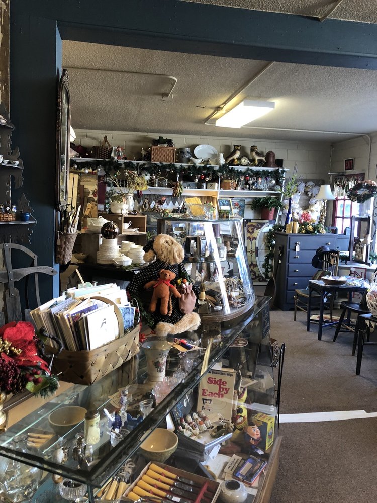 SUZANNA’S ANTIQUES 13 Photos & 19 Reviews 103 S Main St, Rolesville, North Carolina