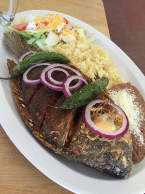 Mariscos El Tiburon by null