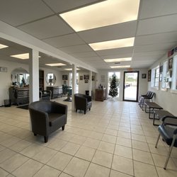 Southpaw Barber Shop - Southpaw Barber Shop