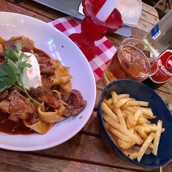 Gerold Chuchi - Pasta stroganoff - Burgers Near Me - Zürich, ZH Gerold Chuchi - Pasta stroganoff - Burgers Near Me - Zürich, ZH