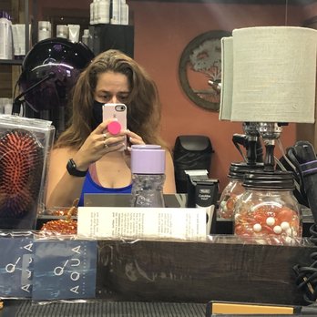 Lindsey Holcomb - Before picture - Hair Stylists Near Me - LaGrange, Ohio Lindsey Holcomb - Before picture - Hair Stylists Near Me - LaGrange, Ohio