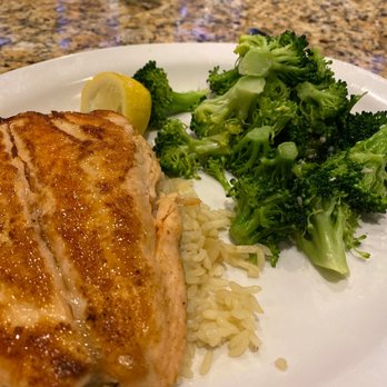 Cheddar's Scratch Kitchen - Grilled Salmon - Comfort Food Near Me - Centerville, Ohio