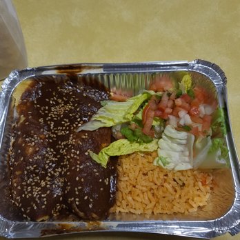 Verde - 2021 Enchiladas De mole(Chicken) - Mexican Near Me - Fishers, Indiana Verde - 2021 Enchiladas De mole(Chicken) - Mexican Near Me - Fishers, Indiana