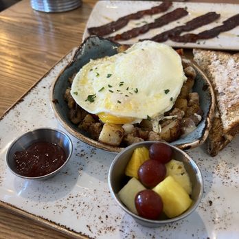 First Watch - Parma Hash Skillet - Breakfast & Brunch Near Me - Oviedo, Florida
