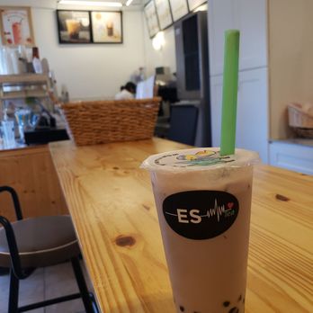 ES tea - Shaved Ice Near Me - Simi Valley, California