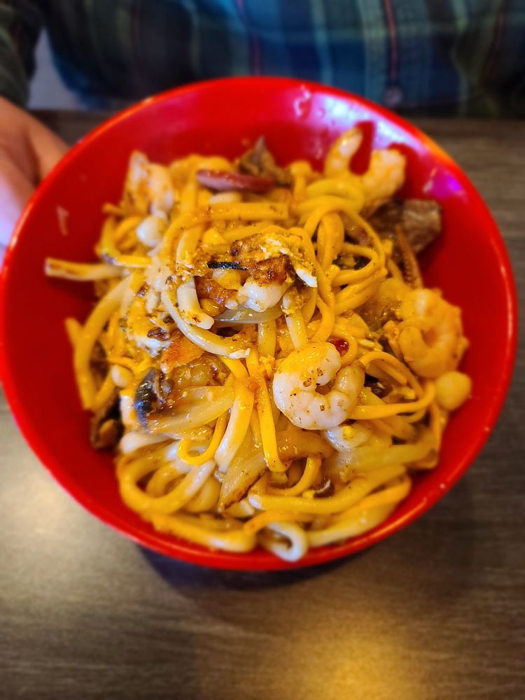 YUMMY BOWL 114 Photos & 96 Reviews Sushi Bars 8810 S Emerson Ave