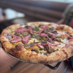 Pigzza - Meat me at Floyd's Pizza