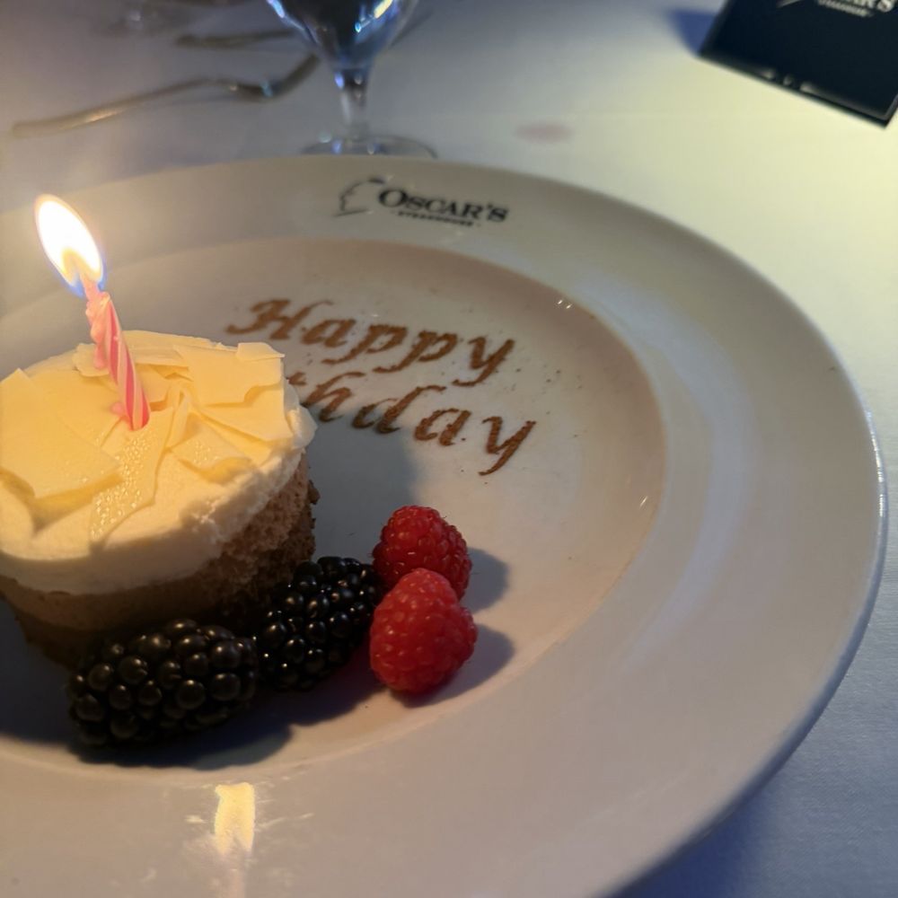 Oscar's Steakhouse - Complimentary birthday cake - Steakhouses Near Me - Las Vegas, Nevada