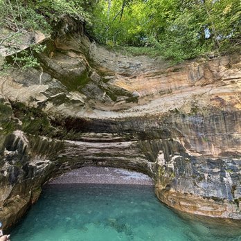 Shipwreck Tours - Boating Near Me - Munising, Michigan
