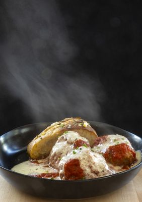 How Ya Dough'n Pizza by null