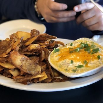 Maple Leaf Diner - Potato wedges and dip - American Near Me - Dallas, Texas Maple Leaf Diner - Potato wedges and dip - American Near Me - Dallas, Texas
