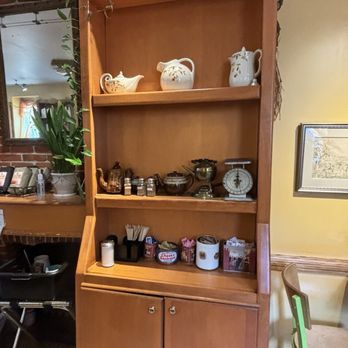 Koba Café - Inside decor - Coffee & Tea Near Me - Baltimore, Maryland Koba Café - Inside decor - Coffee & Tea Near Me - Baltimore, Maryland