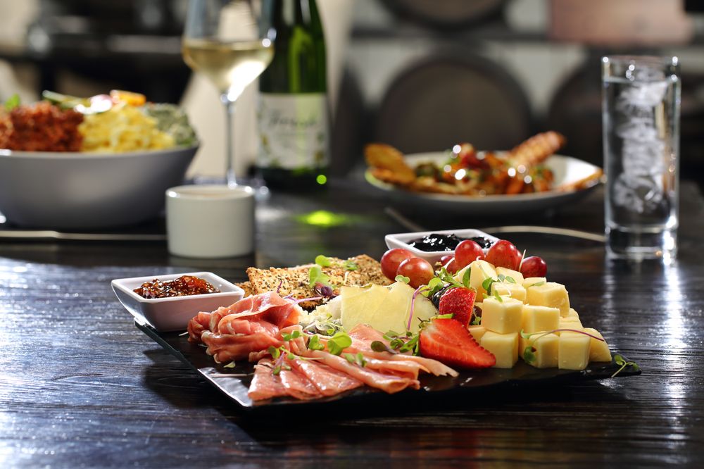 THE SHAKER & VINE 276 Photos & 130 Reviews 221 Harborside Dr, Schenectady, NY Menu Yelp