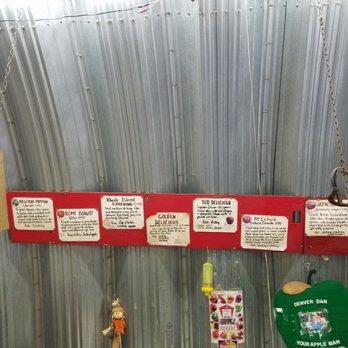 Denver Dan's - Apple varieties on property explained - Farmers Market Near Me - Camino, California