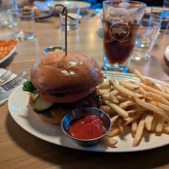 Earls Kitchen + Bar - Bacon & Cheddar burger - Canadian (New) Near Me - Vancouver, British Columbia Earls Kitchen + Bar - Bacon & Cheddar burger - Canadian (New) Near Me - Vancouver, British Columbia