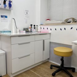 Manhattan Valley Pediatrics - Patient Room