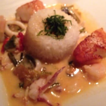 Gary Danko - Red coconut curry with scallops shrimp calamari lobster scallions - New American Near Me - San Francisco, California