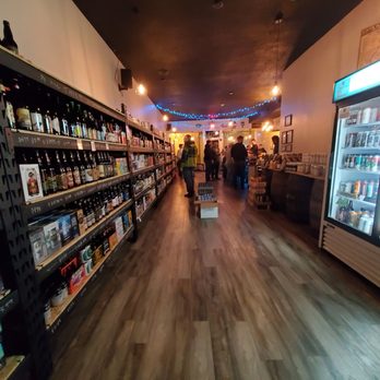Orange & Brew - Beer Bar Near Me - Downers Grove, Illinois