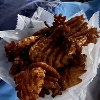 FPL Solar Amphitheater At Bayfront Park - Sweet potato waffle fries - Music Venues Near Me - Miami, Florida