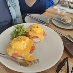 Eggs Royal