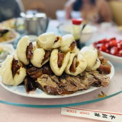 Maile Chinese Restaurant - Duck buns
