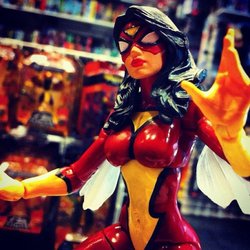 Toy Vault - Marvel Legends, Selects, Universe, Hot Toys, Megos, and more! Loose or in package!