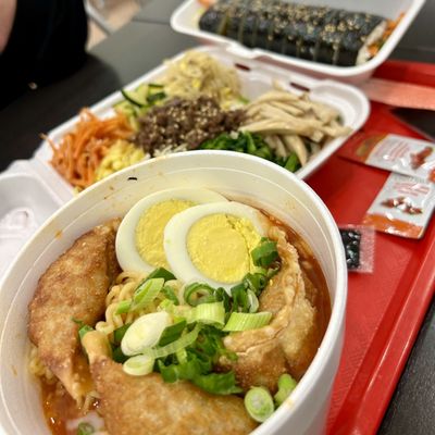 Manna Grill by null