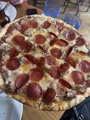 Irving Park Pizza & Patio by null