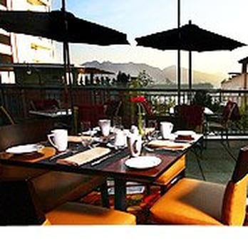 P2b Bistro & Bar - Canadian (New) Near Me - Vancouver, British Columbia