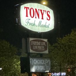 Exterior outside entrance of Tony's Fresh Market - Bridgeview, Illinois Exterior outside entrance of Tony's Fresh Market - Bridgeview, Illinois