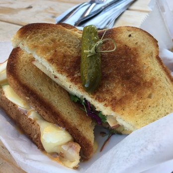 Mash Tun - Fabulous grilled cheese with apples and pork. - Burgers Near Me - Portland, Maine Mash Tun - Fabulous grilled cheese with apples and pork. - Burgers Near Me - Portland, Maine
