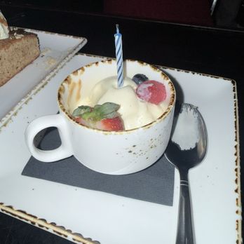 Perch - Vanilla Ice Cream - Lounges Near Me - Los Angeles, California