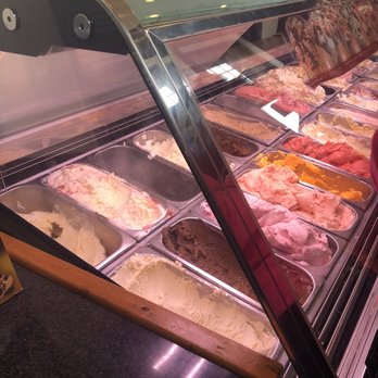 Cold Stone Creamery - Ice Cream & Frozen Yogurt Near Me - Lynbrook, New York