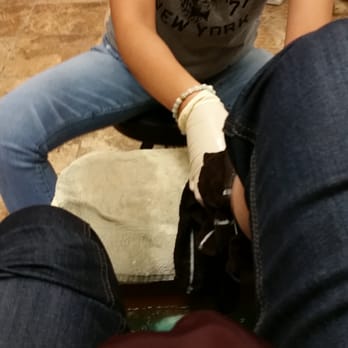 Deluxe Nails - Relaxing pedi! - Nail Salons Near Me - Bloomington, Minnesota