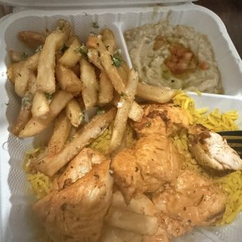 Pita House - Spicy Creamy Chicken with rice and garlic fries - Mediterranean Near Me - Santa Monica, California Pita House - Spicy Creamy Chicken with rice and garlic fries - Mediterranean Near Me - Santa Monica, California