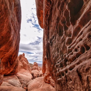 Arches National Park - Fiery Furnace (be sure to have a permit!) - Parks Near Me Arches National Park - Fiery Furnace (be sure to have a permit!) - Parks Near Me