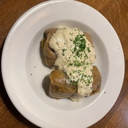 Glonojad - Cabbage rolls with rosemary sauce