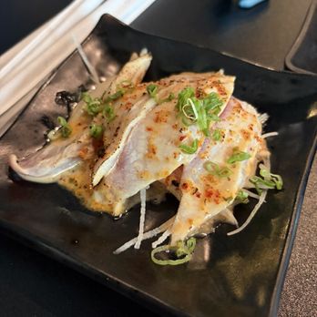 Its Sushi - Sea steak salad - Sushi Bars Near Me - Sacramento, California Its Sushi - Sea steak salad - Sushi Bars Near Me - Sacramento, California