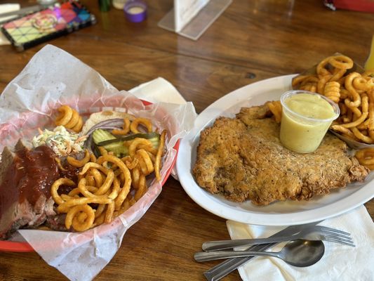 Hondo's On Main by null