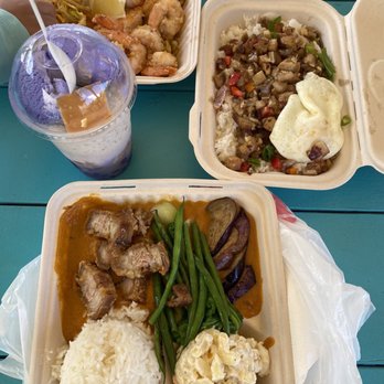 Da Soriano Grindz - Kare kare, garlic shrimp, sisig and Halo halo - Filipino Near Me - Kahului, Hawaii Da Soriano Grindz - Kare kare, garlic shrimp, sisig and Halo halo - Filipino Near Me - Kahului, Hawaii