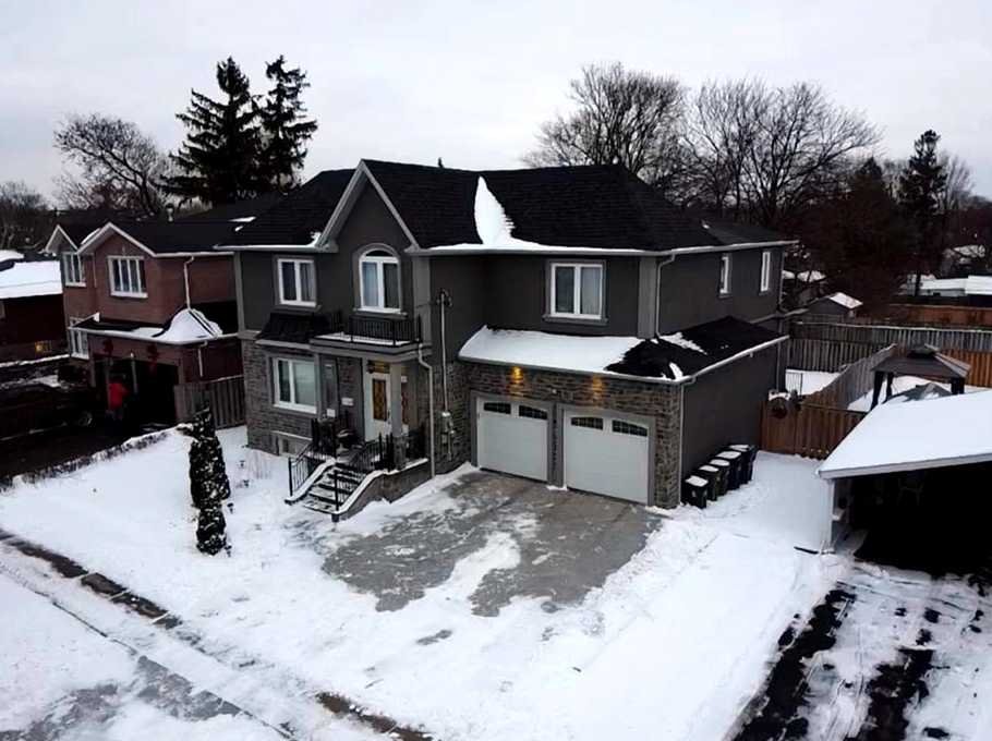 Slide of Hunterwood Roofing