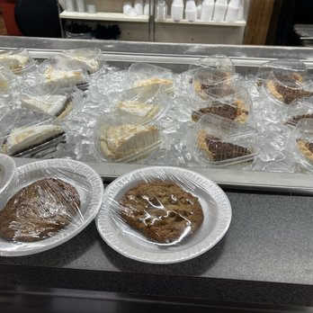 Carl's Bar-B-Q - Desserts - Barbeque Near Me - Cypress, Texas Carl's Bar-B-Q - Desserts - Barbeque Near Me - Cypress, Texas