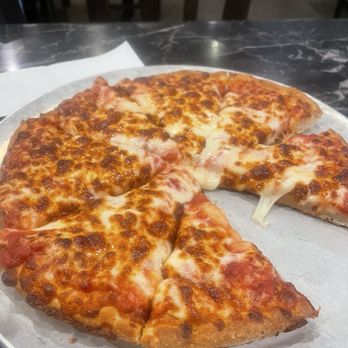 Angelo's Pizza - 10" cheese pizza - Pizza Near Me - Taylorville, Illinois Angelo's Pizza - 10" cheese pizza - Pizza Near Me - Taylorville, Illinois